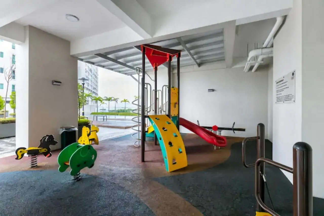 Straits Garden Suites Penang Jelutong 0*,