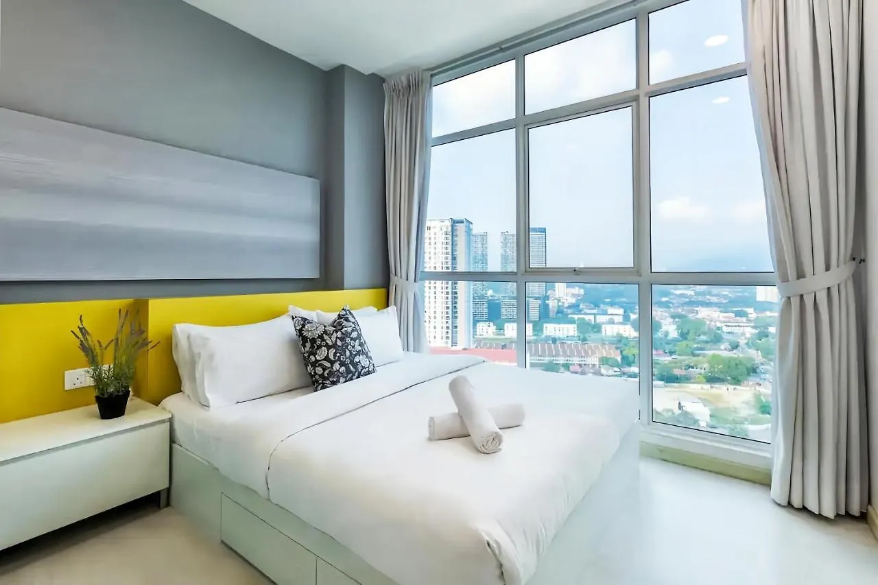 Straits Garden Suites Penang Jelutong 0*,  Malaysia
