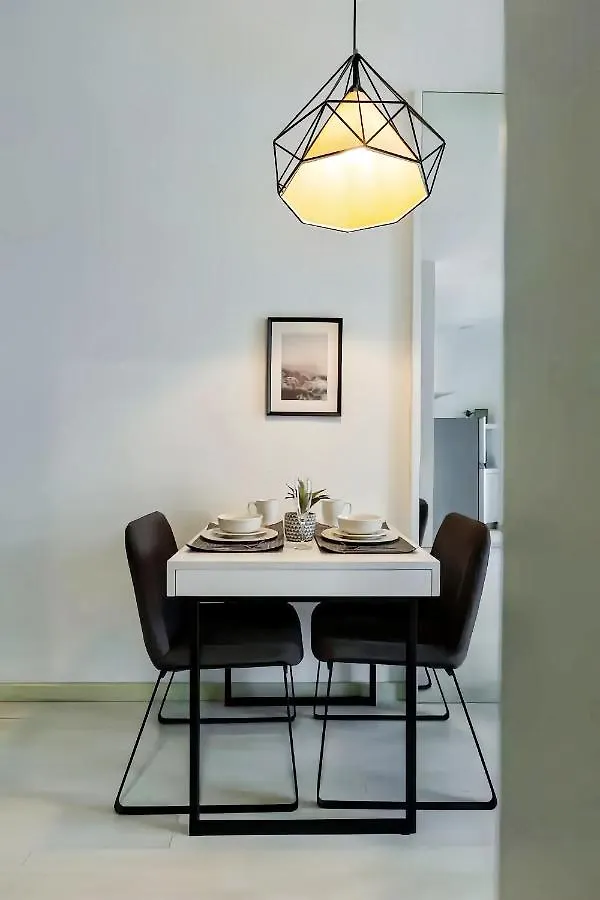 Lägenhet Straits Garden Suites Penang Jelutong